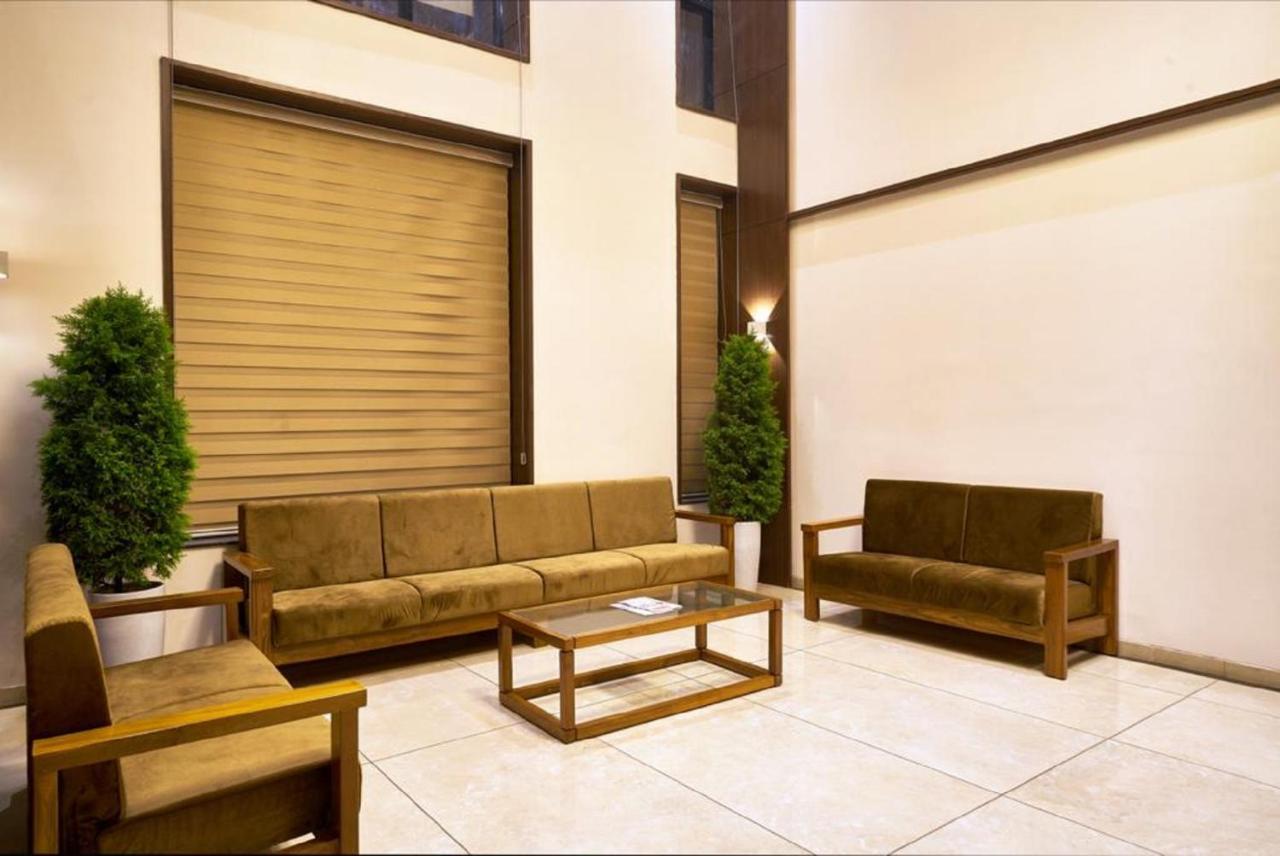 Hotel Shlok Kolhapur Exterior photo