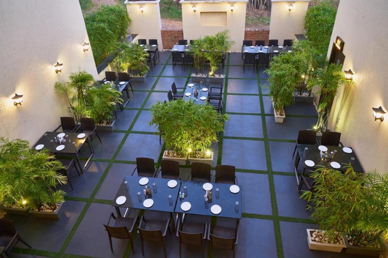 Hotel Shlok Kolhapur Exterior photo
